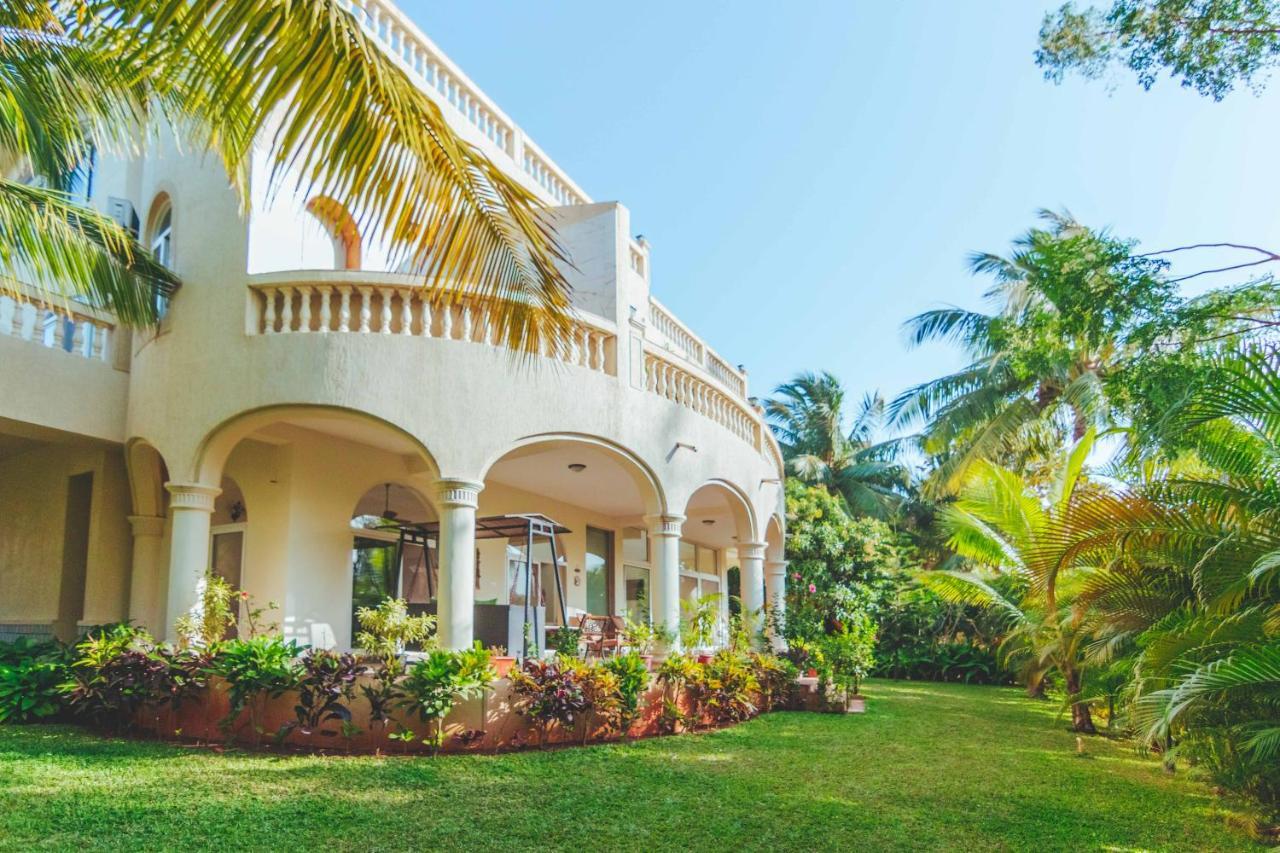 Saffronstays La Casa Maestro, Kashid - Spanish-Style Luxury Villa Near Kashid Beach Kültér fotó
