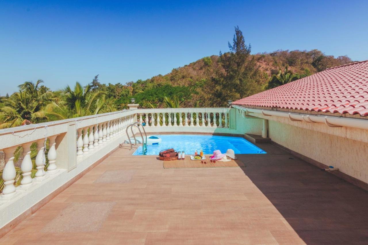 Saffronstays La Casa Maestro, Kashid - Spanish-Style Luxury Villa Near Kashid Beach Kültér fotó