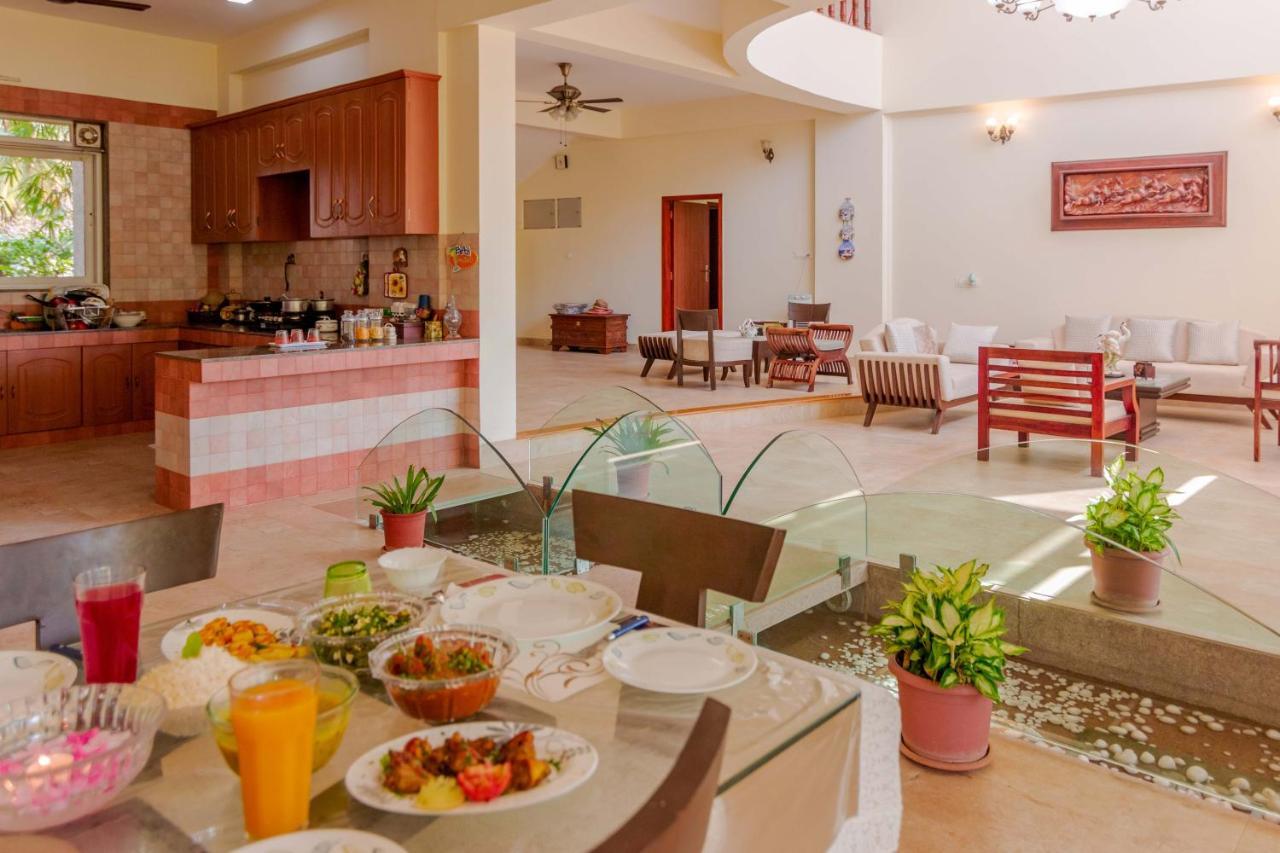 Saffronstays La Casa Maestro, Kashid - Spanish-Style Luxury Villa Near Kashid Beach Kültér fotó